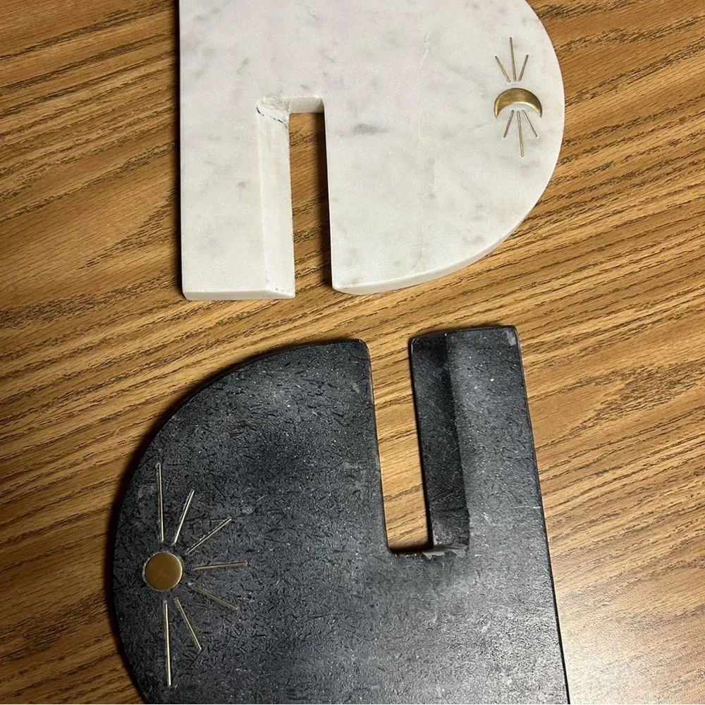 Marble Black and White Sun and Moon Book Holder